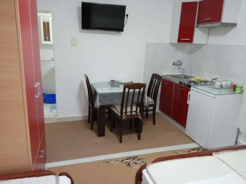 Apartmani Beli Sutomore: fotografija 4