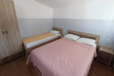 Apartman #7, Apartmani Šaltić
