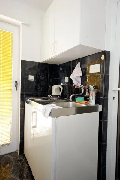 Apartmani Kruna Jovanovic, Studio #1, Sutomore