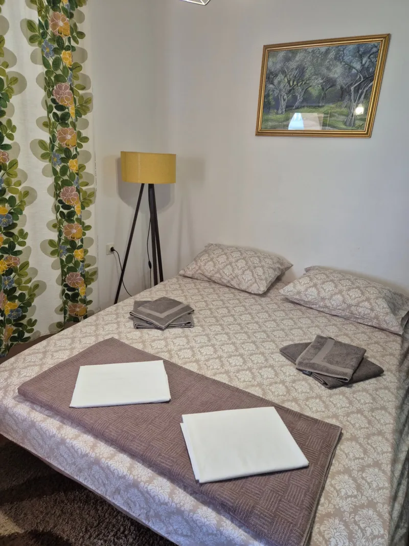 Apartmani Kristina, Apartman #4, Sutomore