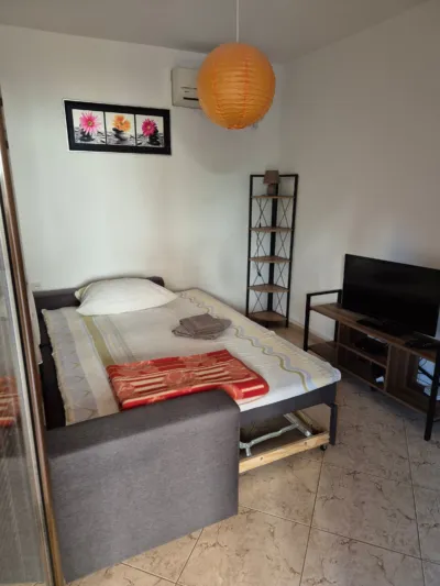 Apartmani Kristina, Apartman #1, Sutomore