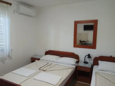 Apartmani Beli, Studio #3, Sutomore