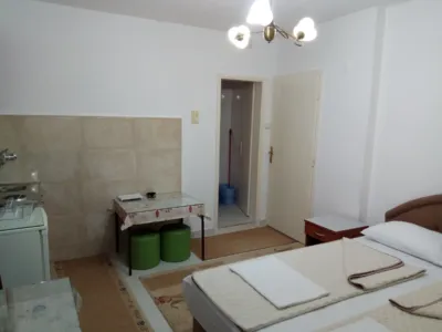 Apartmani Beli, Studio, Sutomore