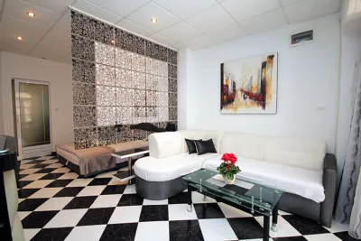 Apartmani Kruna Jovanovic, Studio #2, Sutomore
