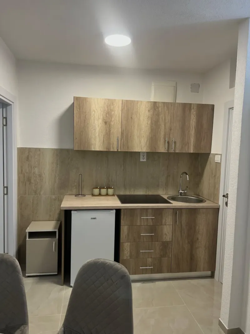 Navora Apartmani, Sutomore: fotografija 6