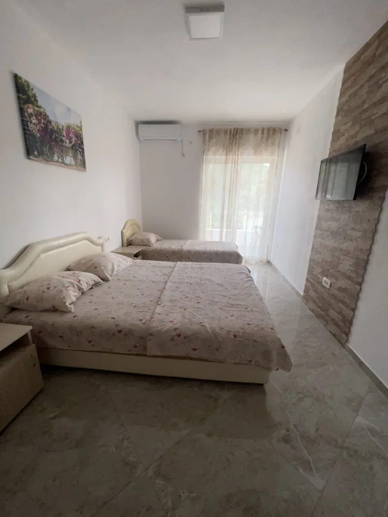 PERIČIĆ Lux, Sutomore: fotografija 5