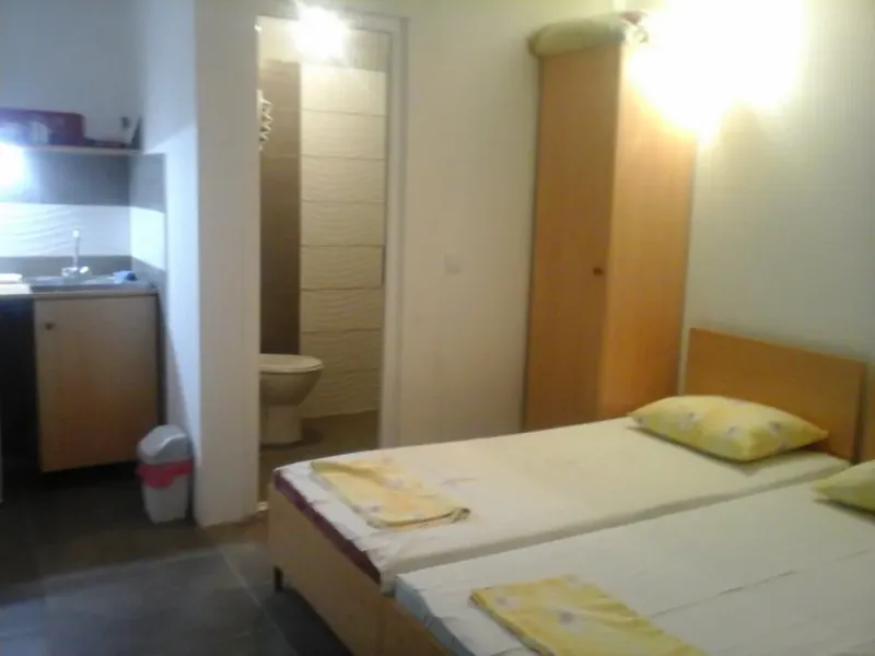 Privatan smeštaj Lela Sutomore: fotografija 7